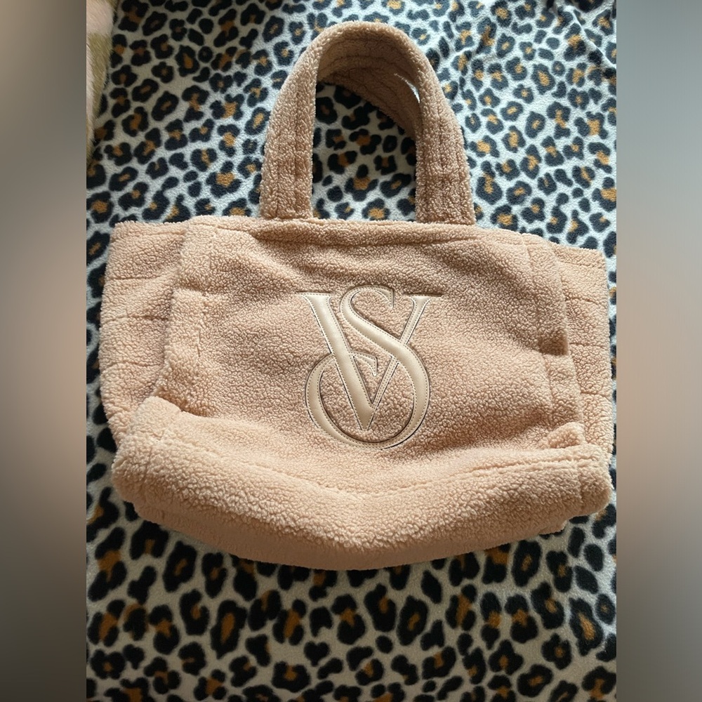 Victoria secret Sherpa tote 🫶🏻